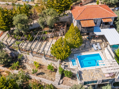  gece  -  Kasım
  | Kalkan Üzümlü’de Deniz Manzaralı Korunaklı Aile Villası Tatili